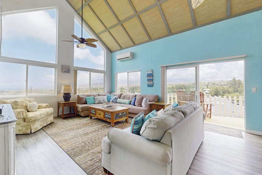 Photo of Livingroom in Waikoloa