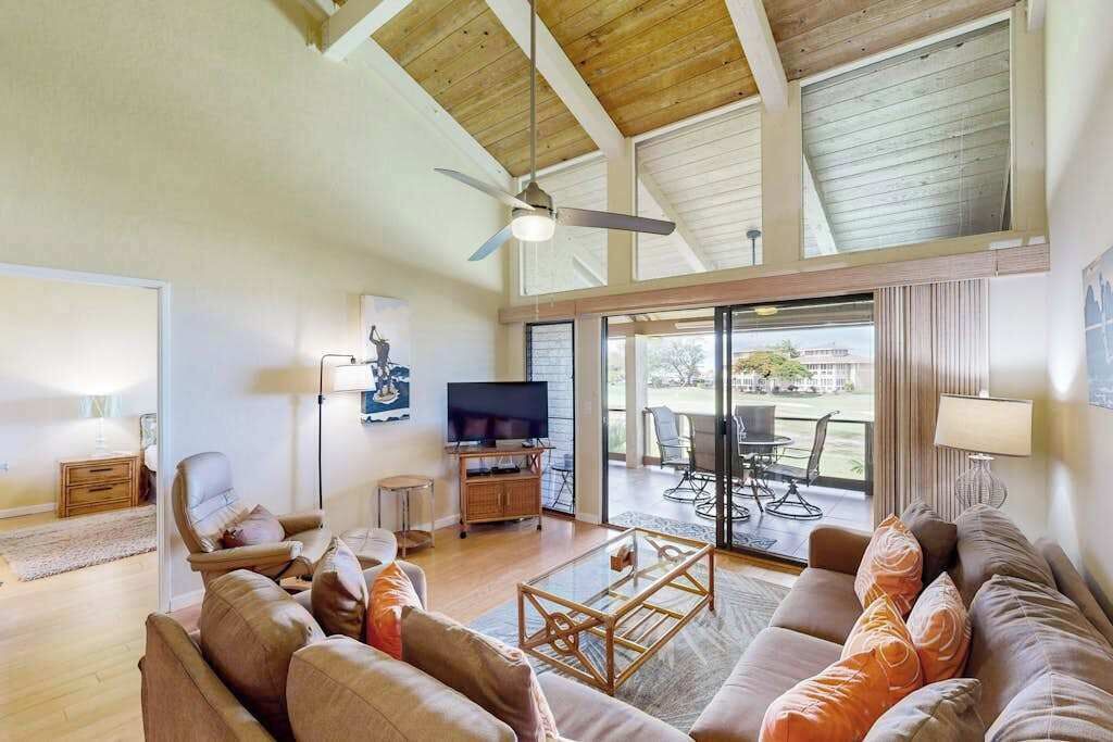 Photo of Livingroom in Waikoloa