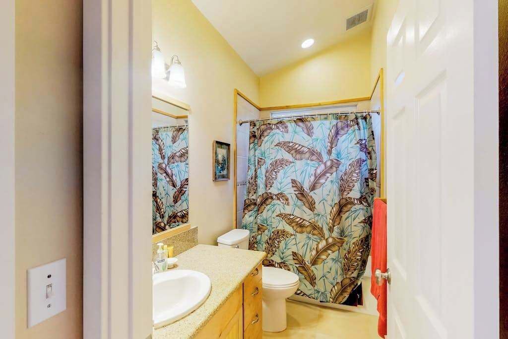 Photo of Bathroom in Volcano