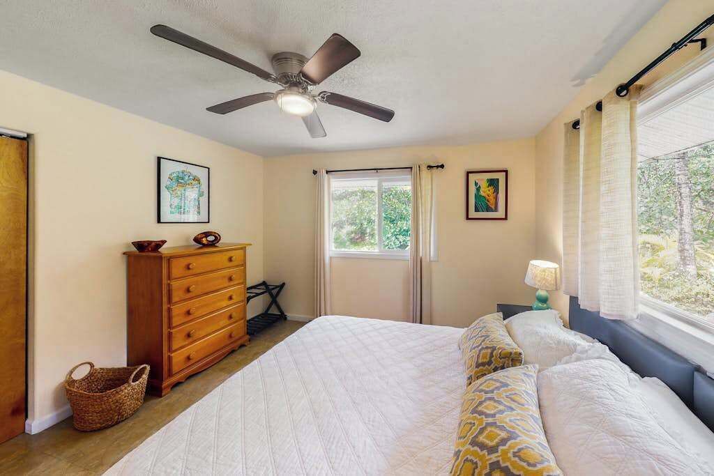 Photo of Bedroom in Keaau