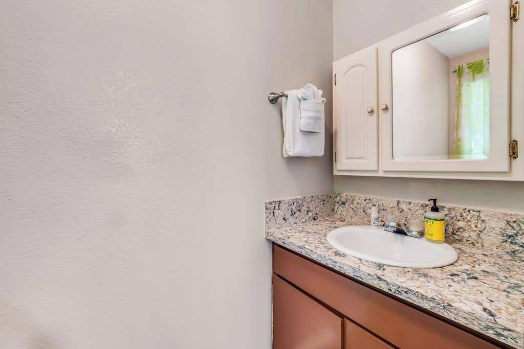 Photo of Bathroom in Papaikou
