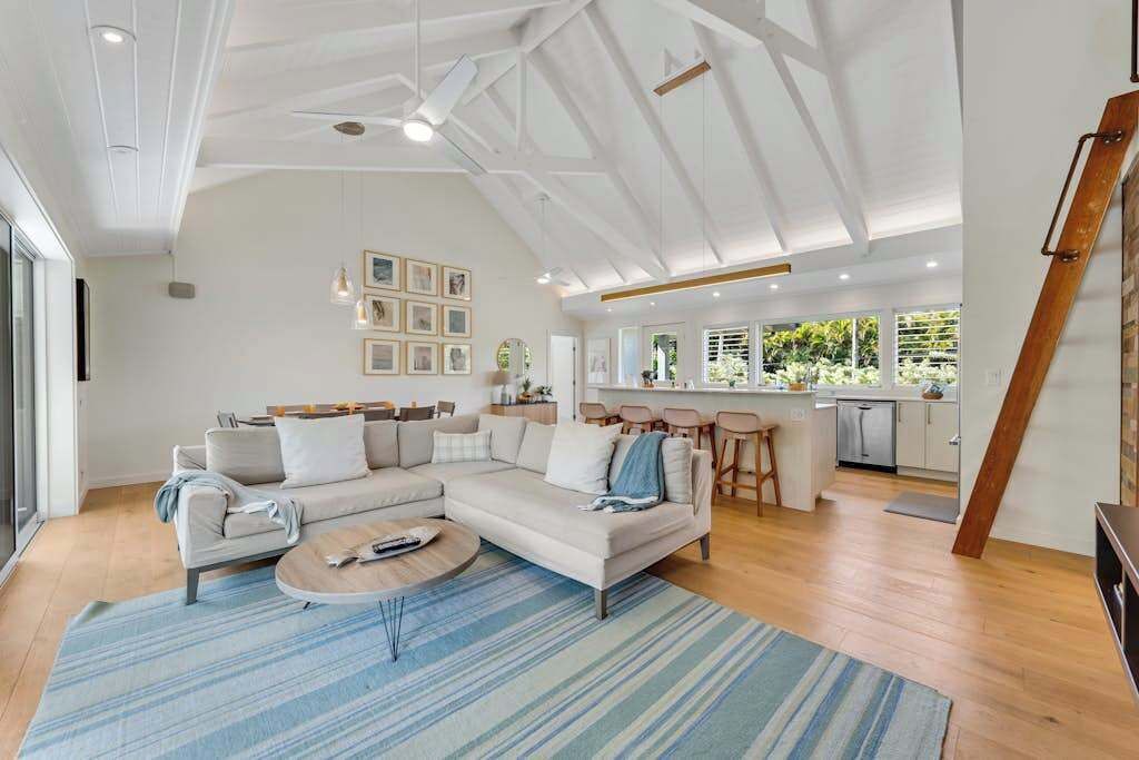 Photo of Livingroom in Kilauea