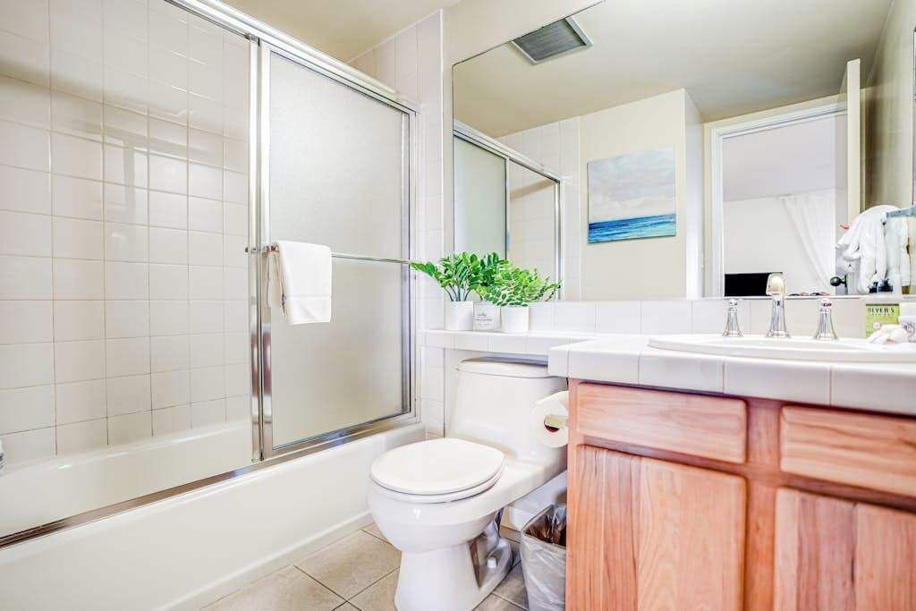 Photo of Bathroom in Hanamaulu