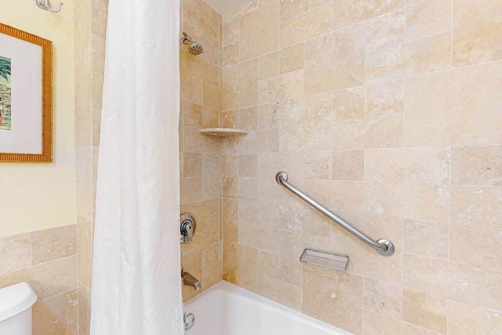 Photo of Bathroom in Hanamaulu