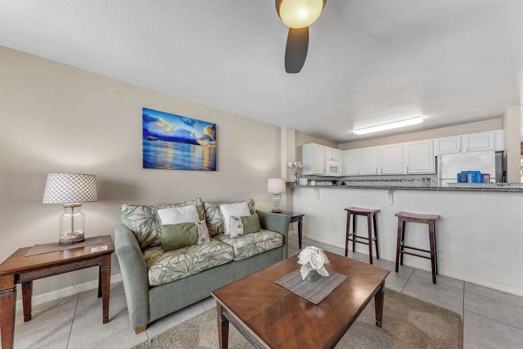 Photo of Livingroom in Wailua House Lots