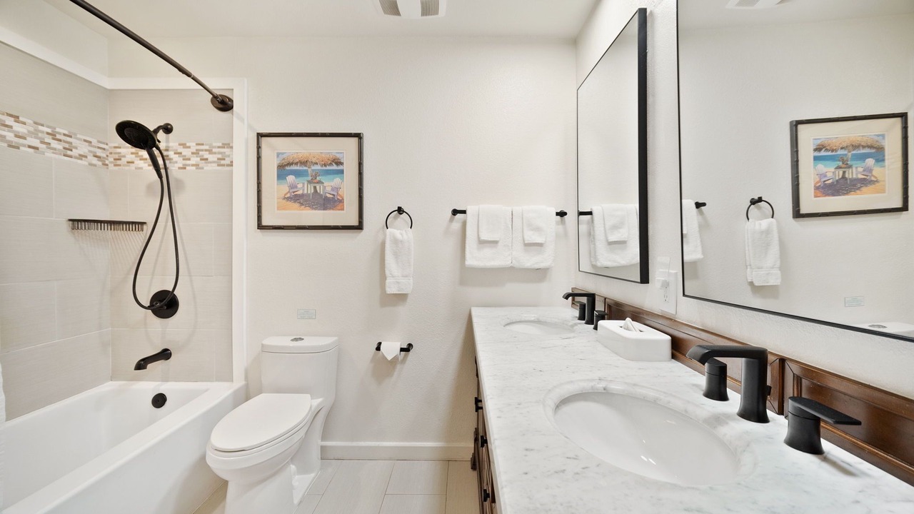 Photo of Bathroom in Nawiliwili