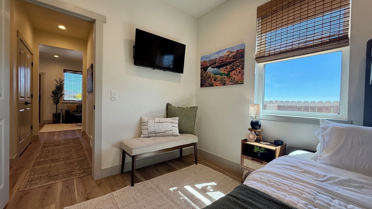 Photo of Bedroom in Lapoint
