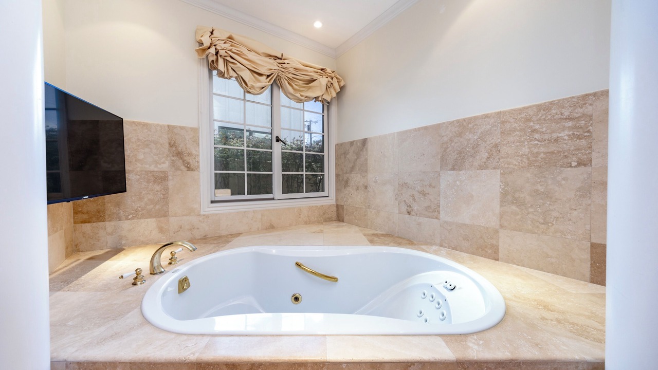 Photo of Bathroom in Kahala