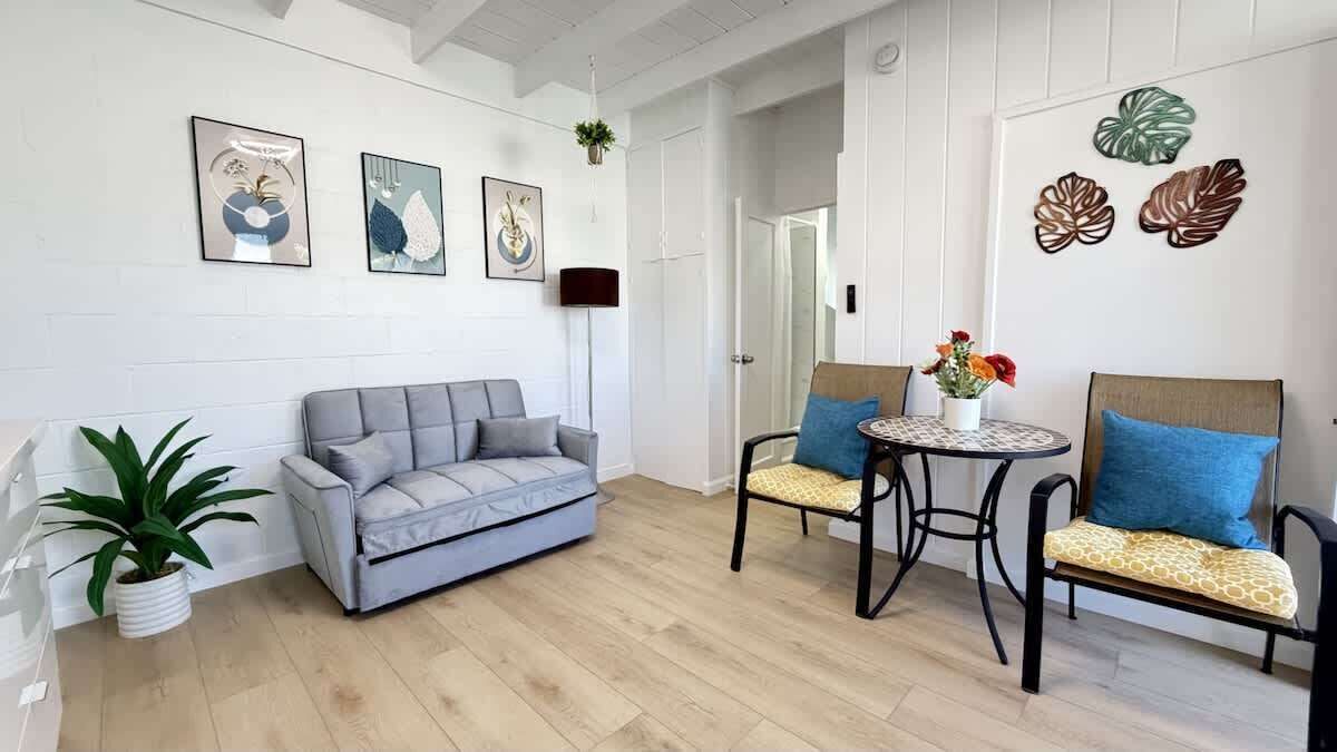 Photo of Livingroom in Ala Moana