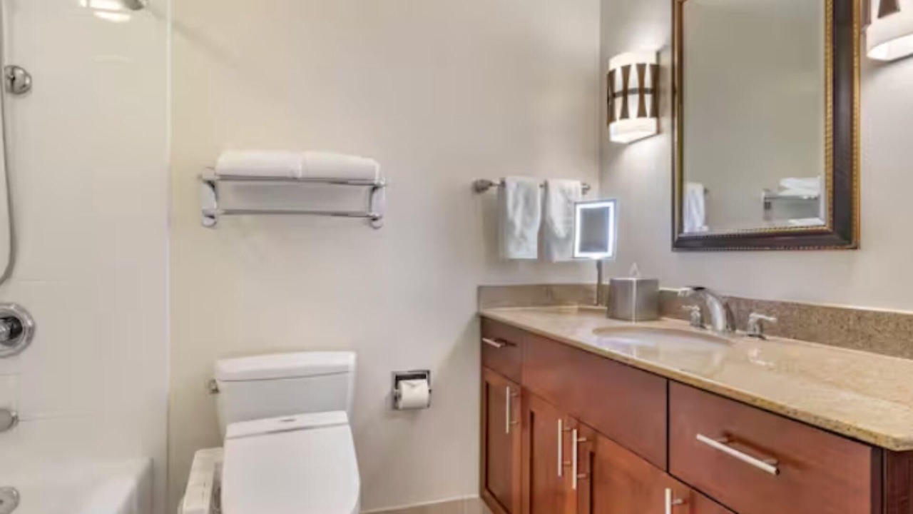 Photo of Bathroom in Waikiki