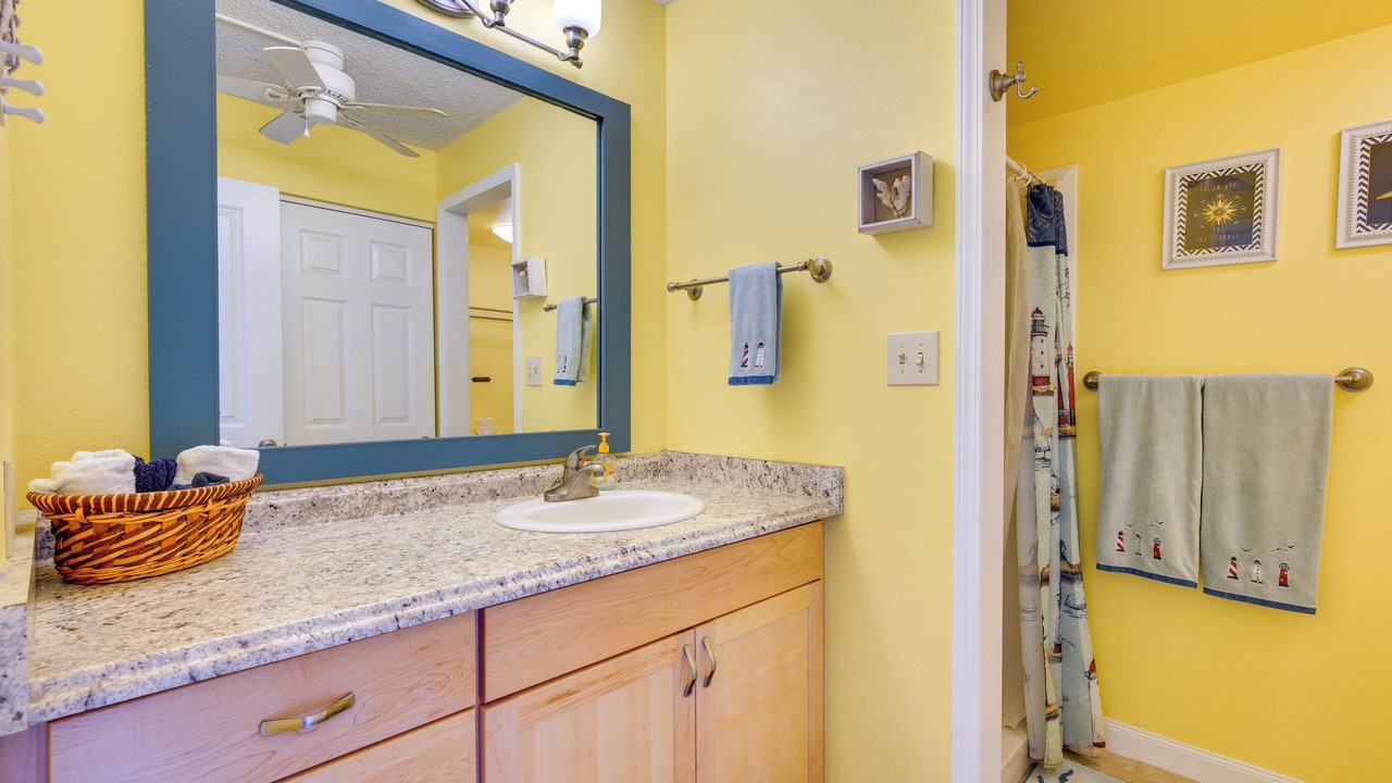 Photo of Bathroom in Historic Kailua Village