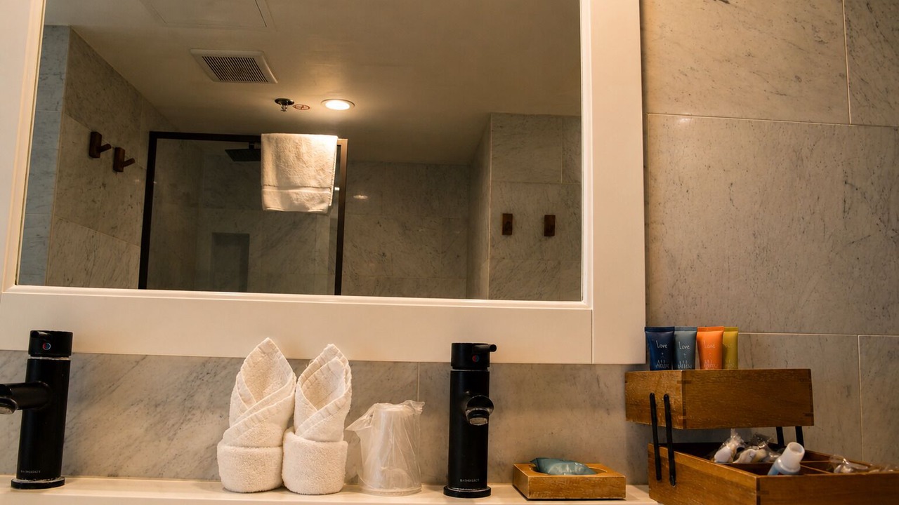 Photo of Bathroom in Waikiki