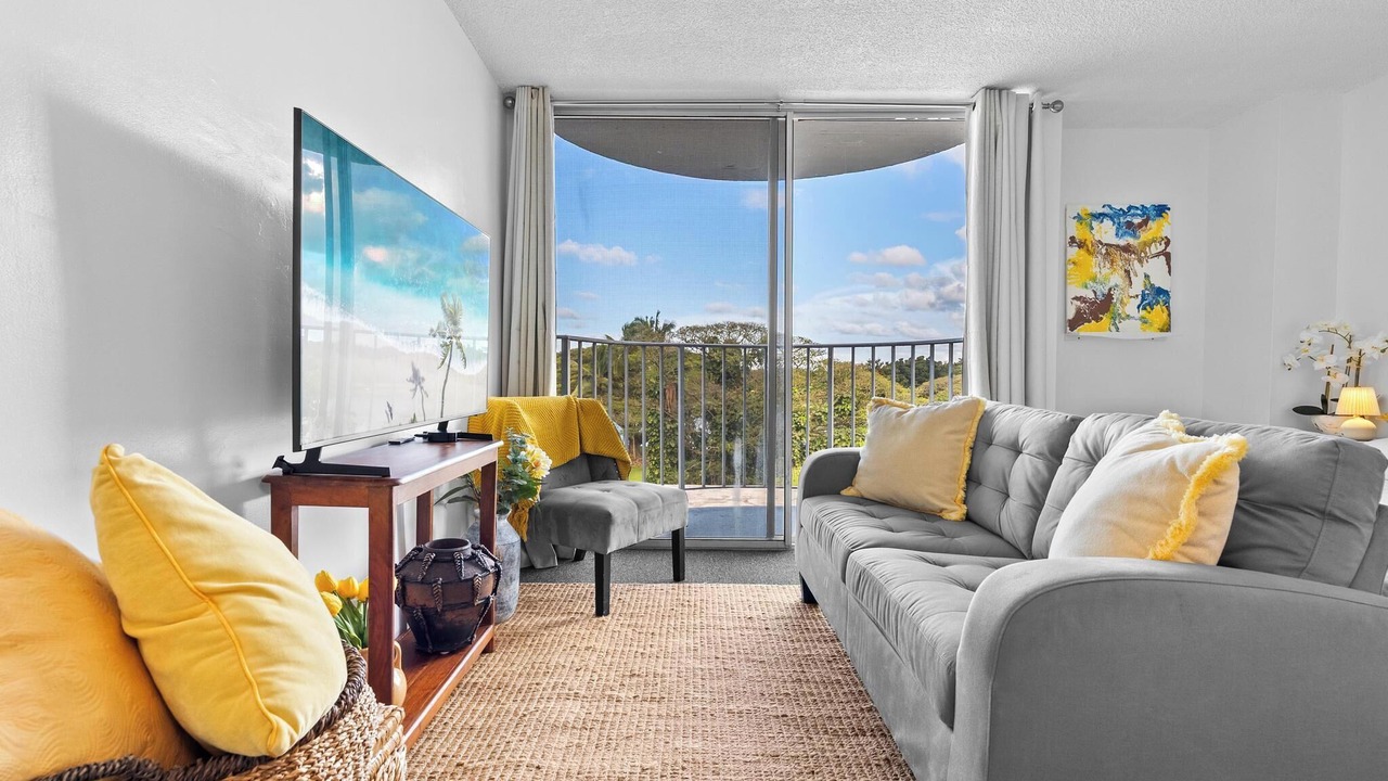Photo of Livingroom in Hilo