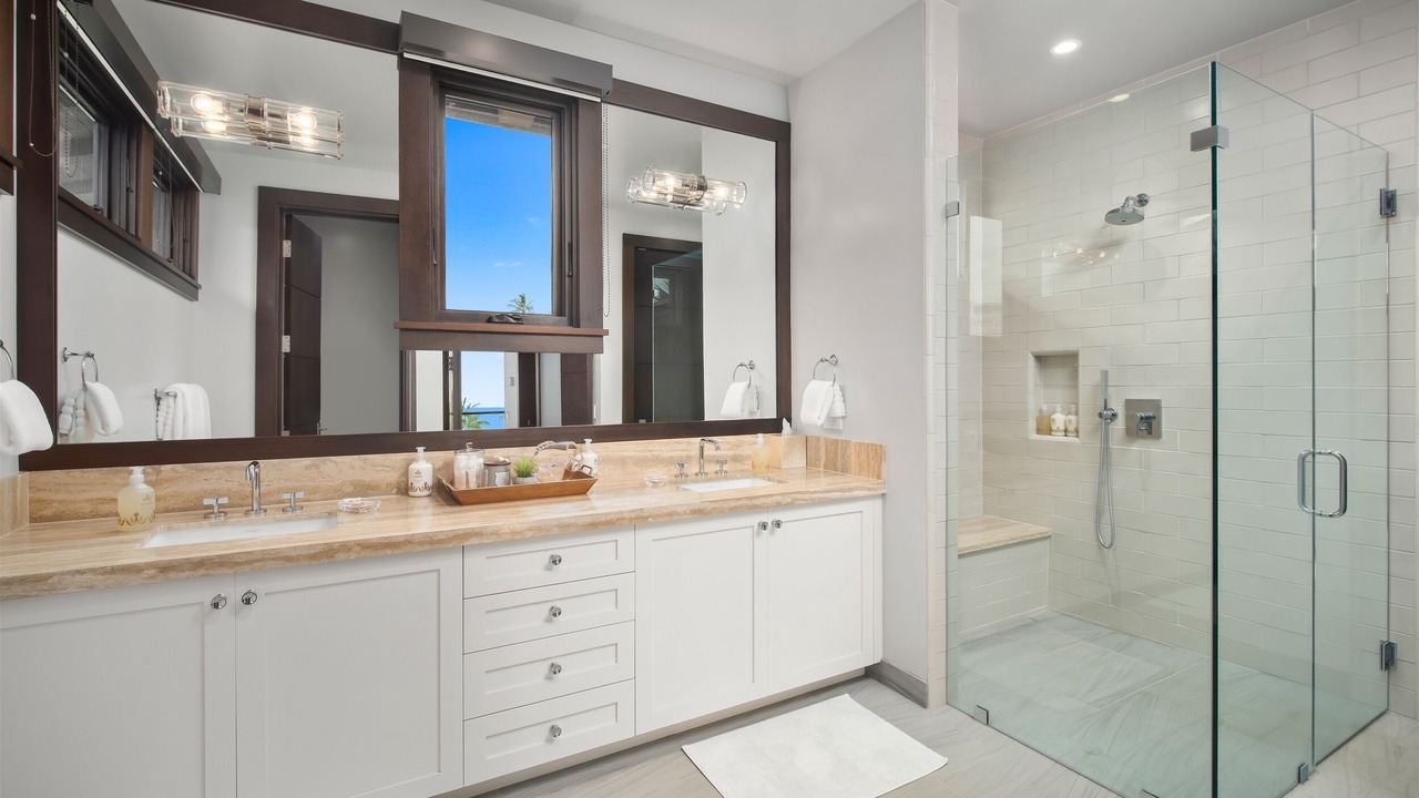 Photo of Bathroom in Wailea