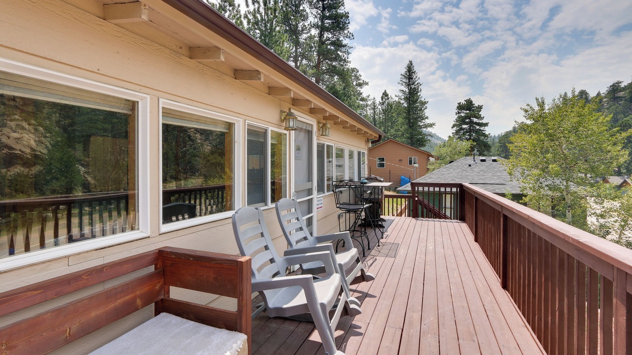 Photo of Patio Balcony in Drake