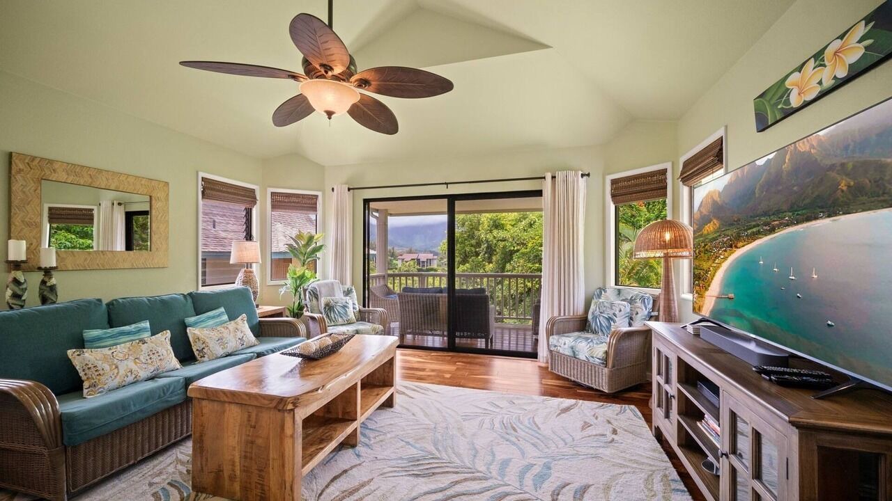 Photo of Livingroom in Princeville
