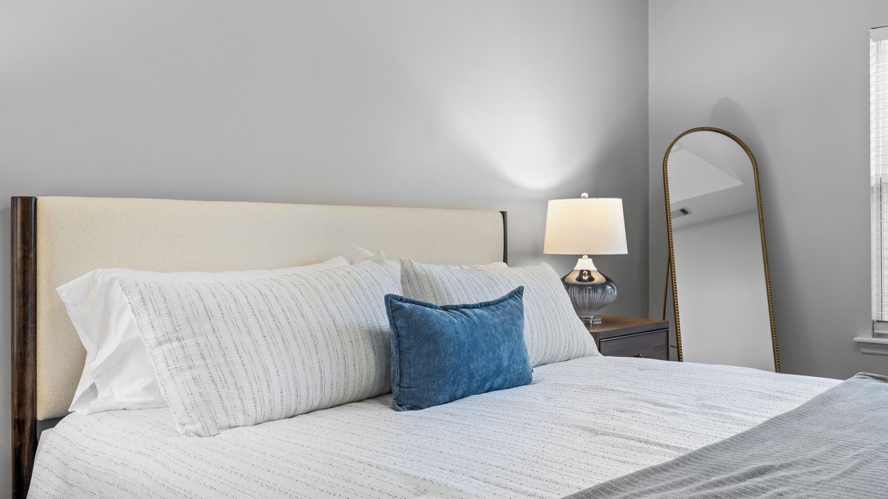 Photo of Bedroom in Martinez