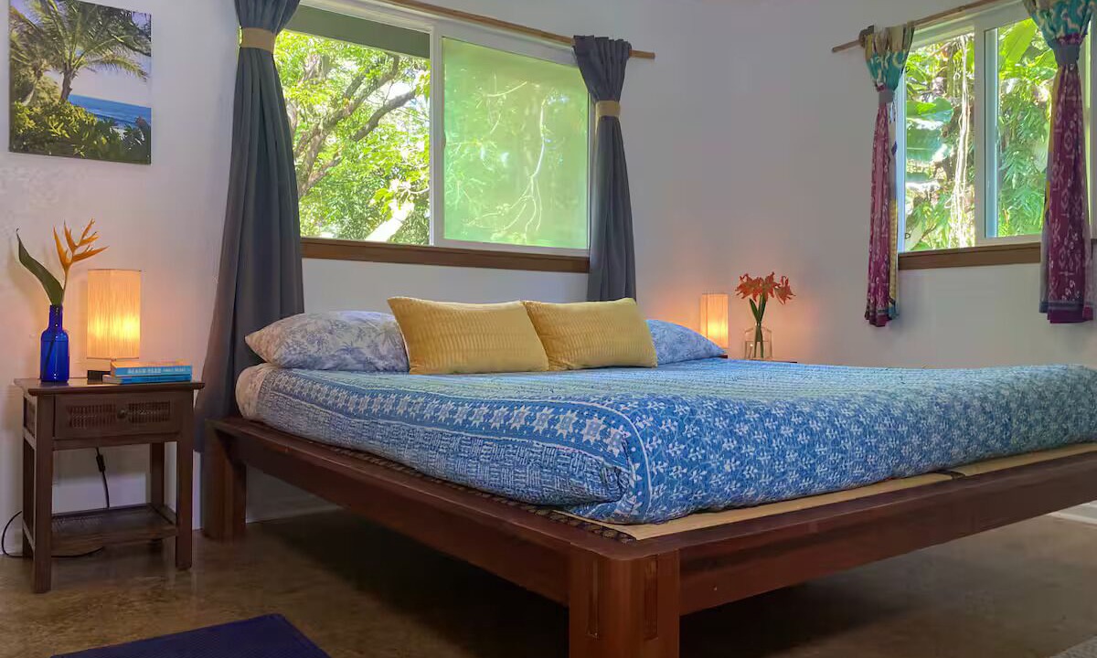 Photo of Bedroom in Pahoa