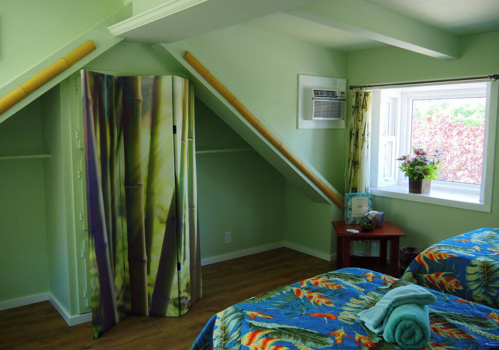 Photo of Bedroom in Huelo