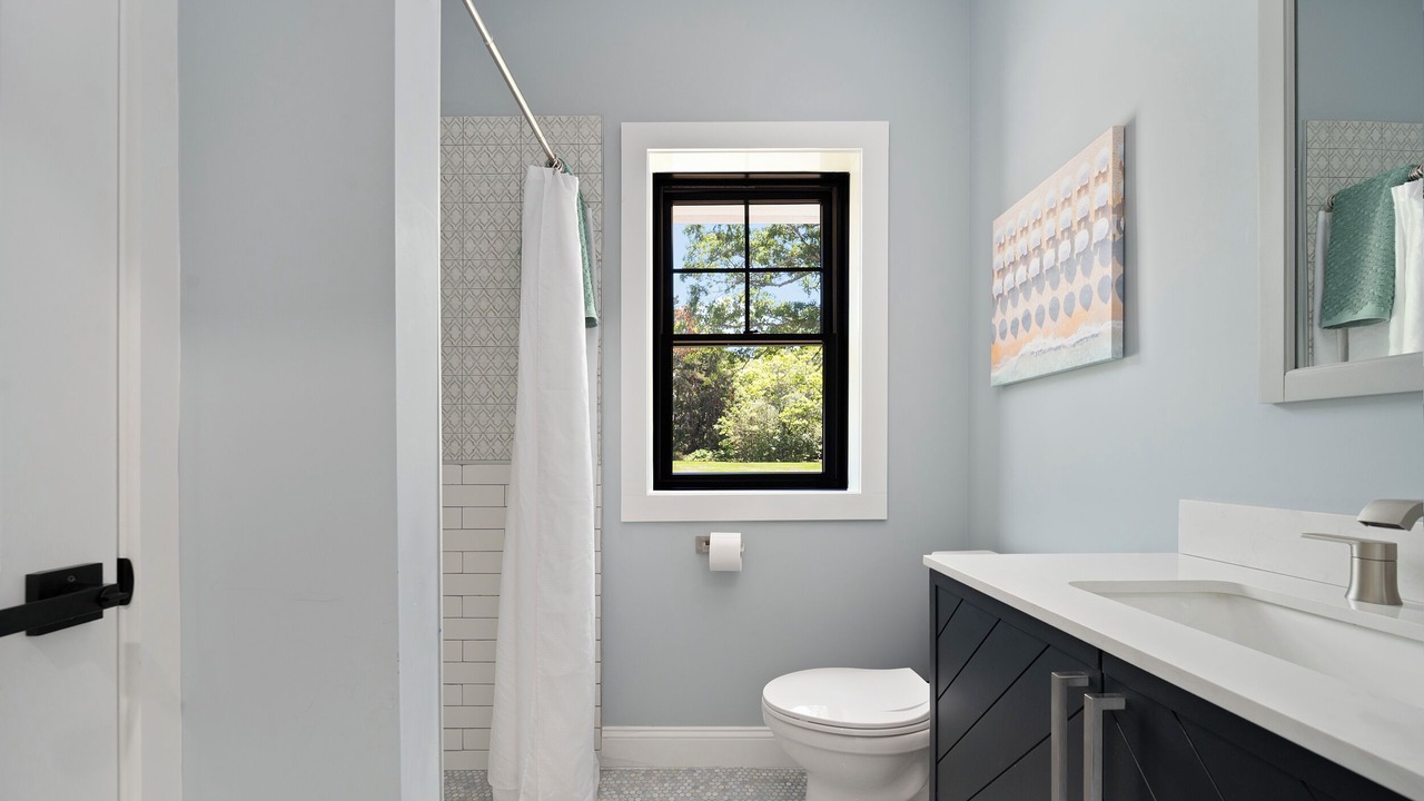 Photo of Bathroom in Campground Landing
