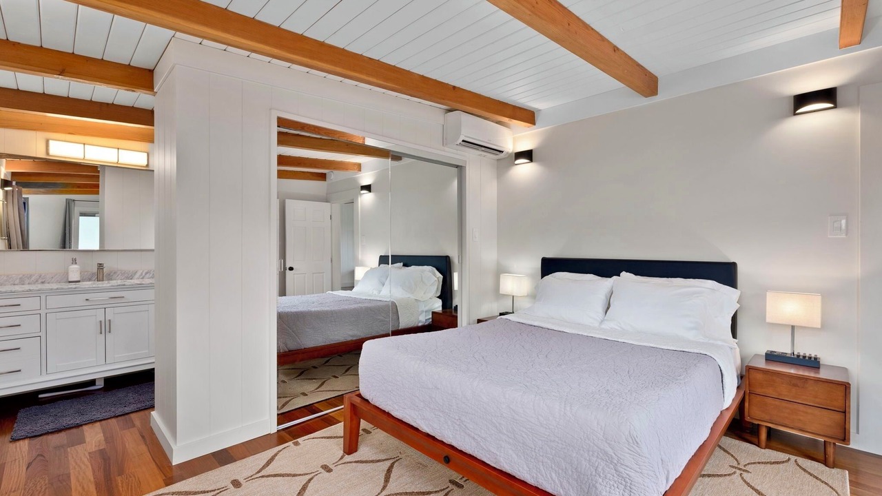 Photo of Bedroom in Mokuleia