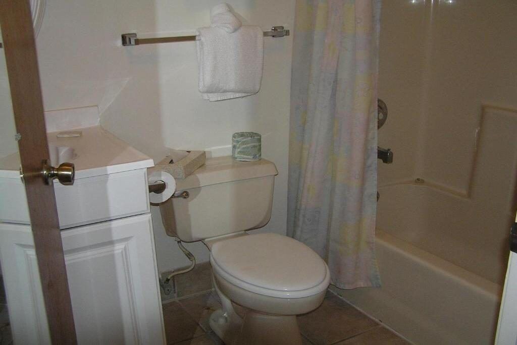 Photo of Bathroom in Little Torch Key