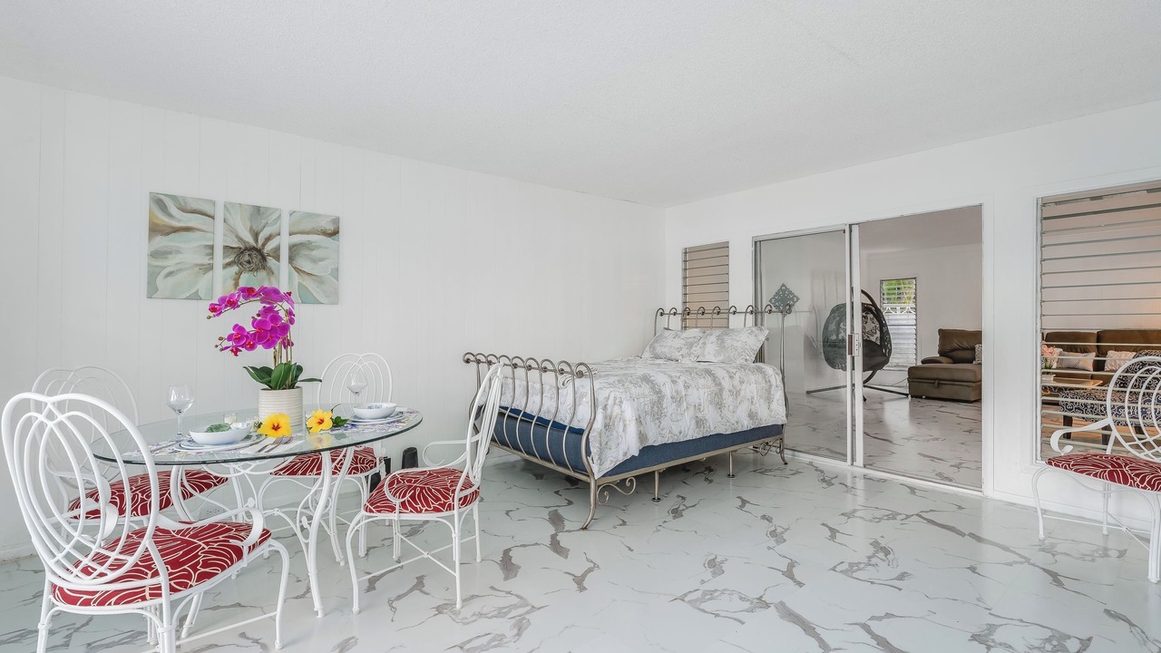 Photo of Bedroom in Lanikai