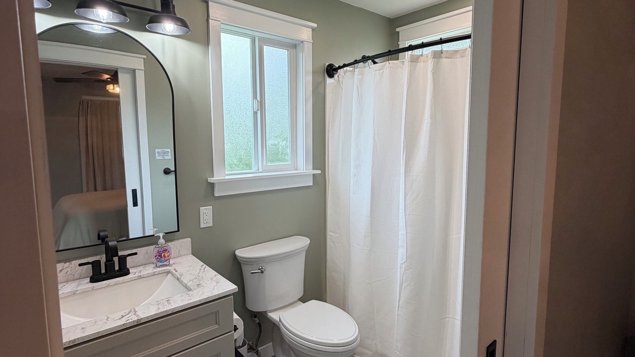 Photo of Bathroom in Waimea