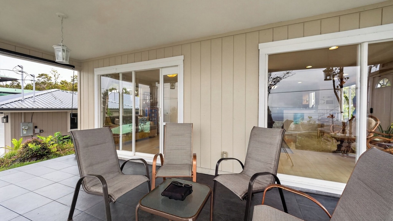 Photo of Patio Balcony in Hilo