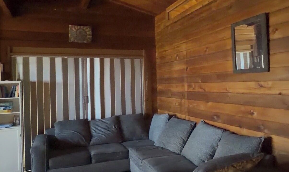 Photo of Livingroom in Kahaluu Bay