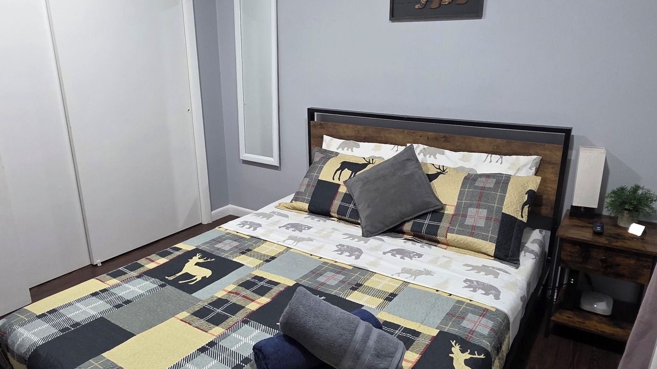 Photo of Bedroom in Riverside Estates