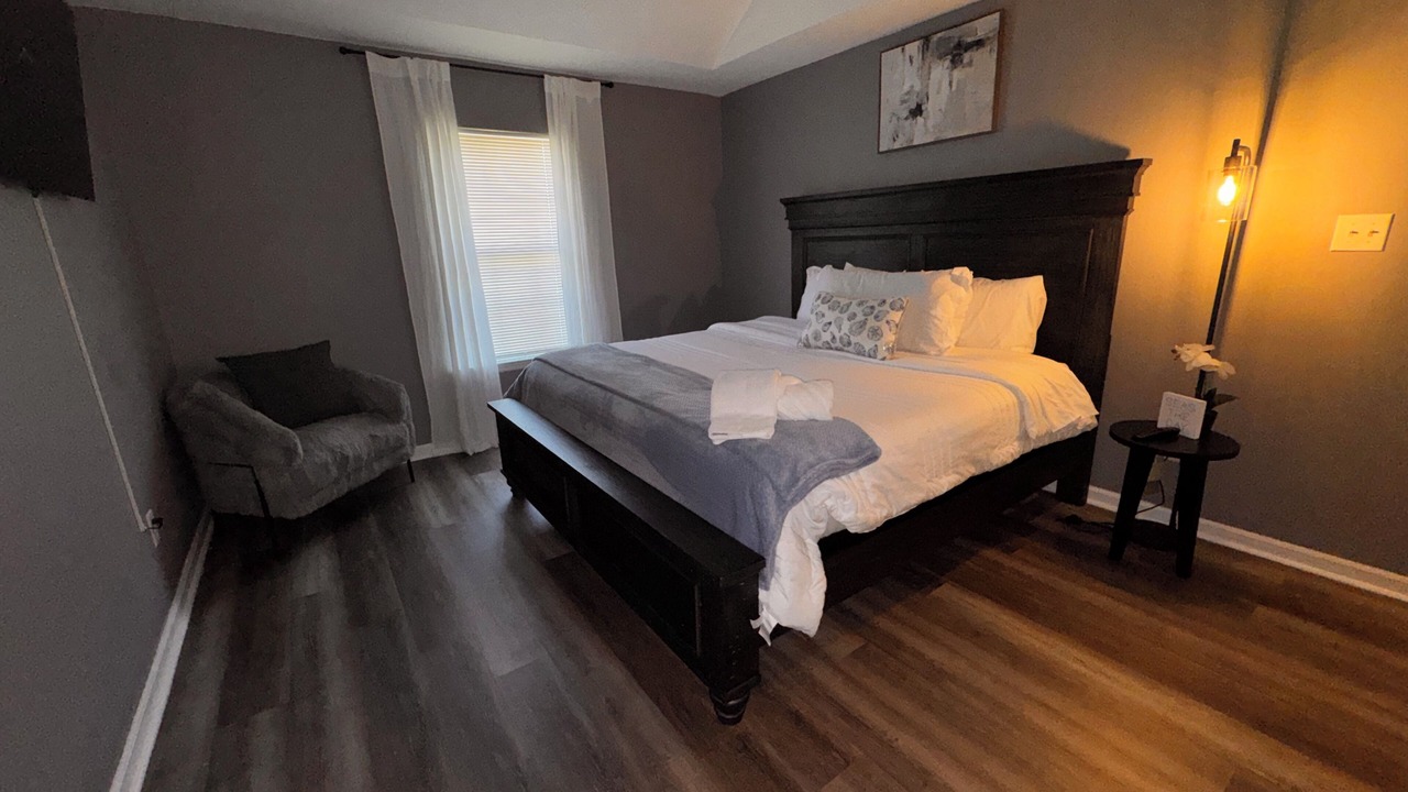 Photo of Bedroom in Evans