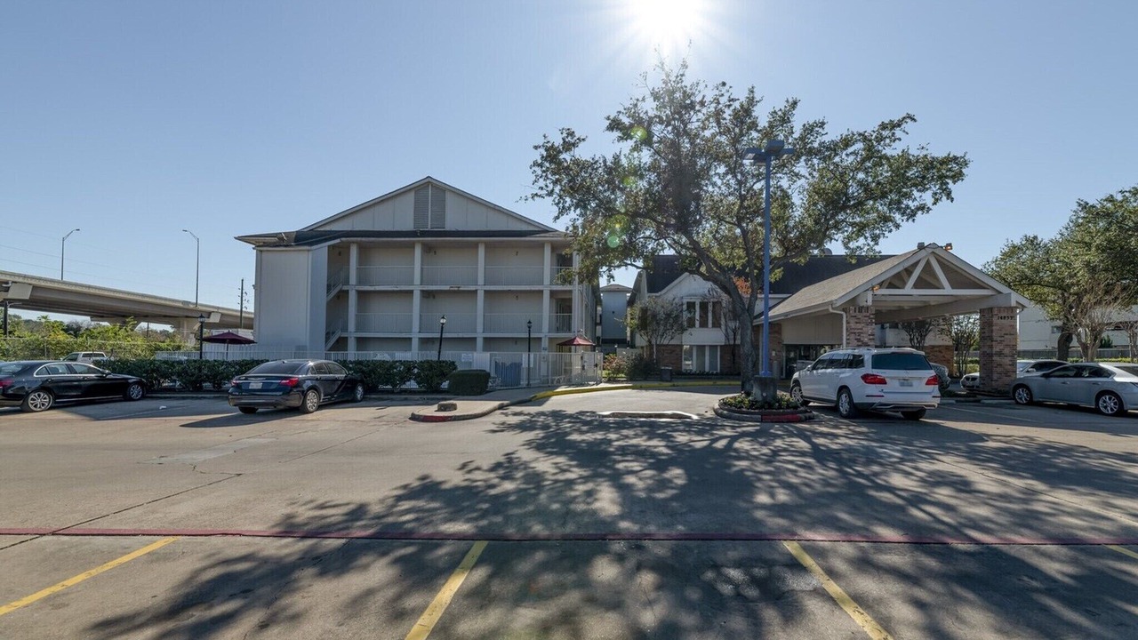 Photo of Outdoor in Memorial