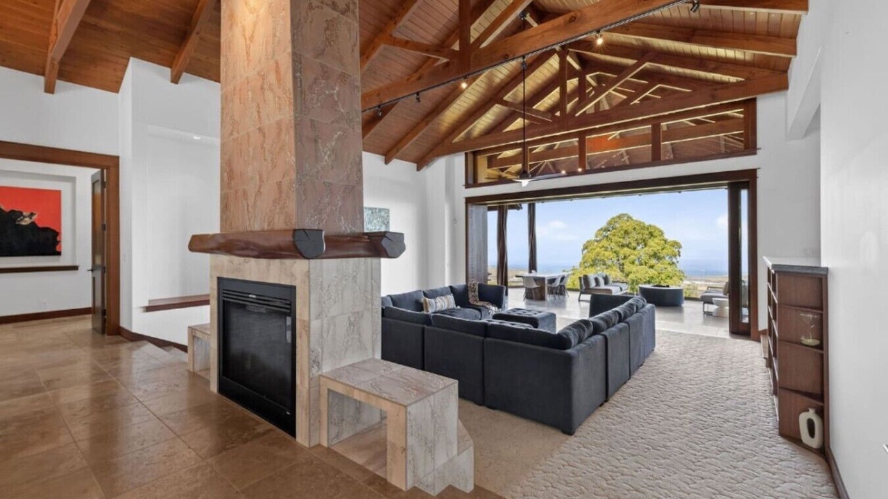 Photo of Livingroom in Historic Kailua Village