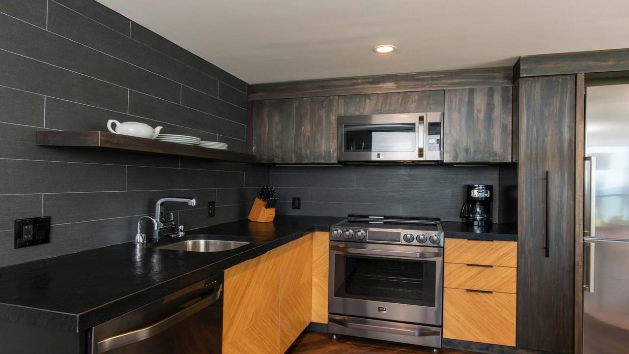 Photo of Kitchen in Waikoloa