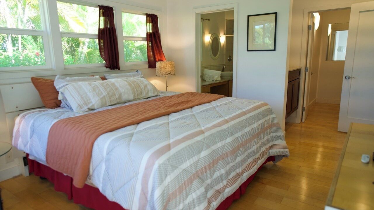 Photo of Bedroom in Keauhou