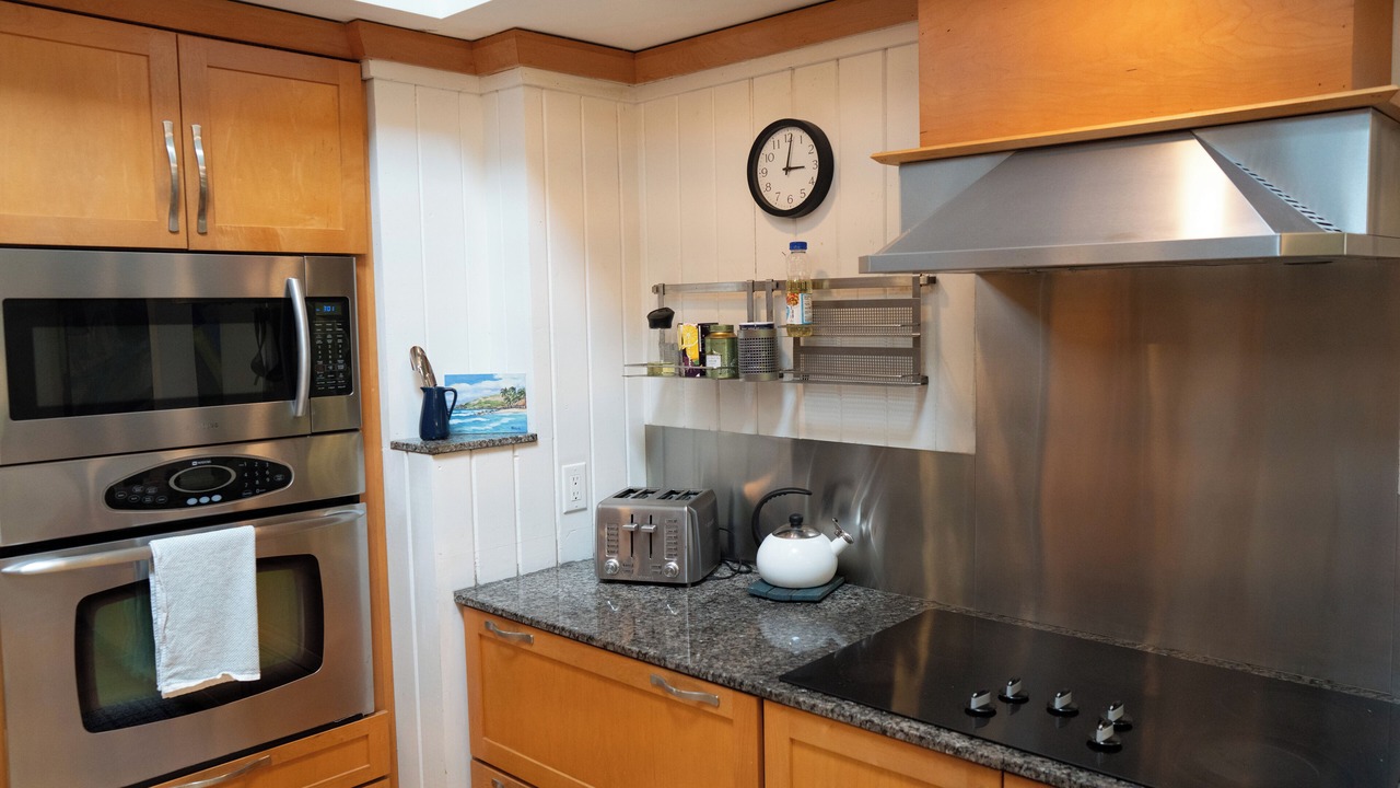 Photo of Kitchen in Keauhou