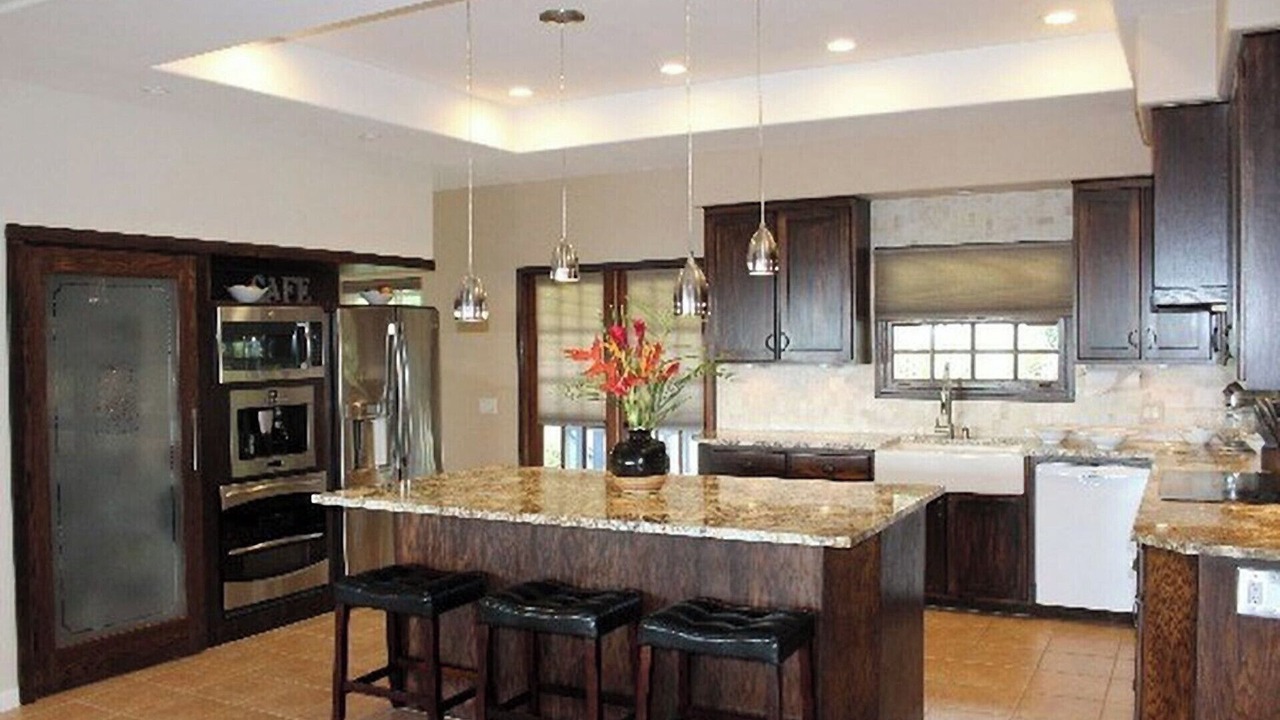 Photo of Kitchen in Kahaluu Bay