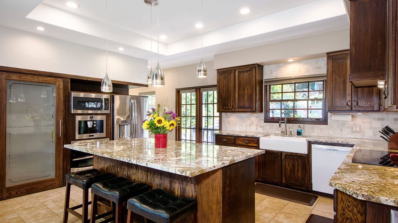Photo of Kitchen in Kahaluu Bay