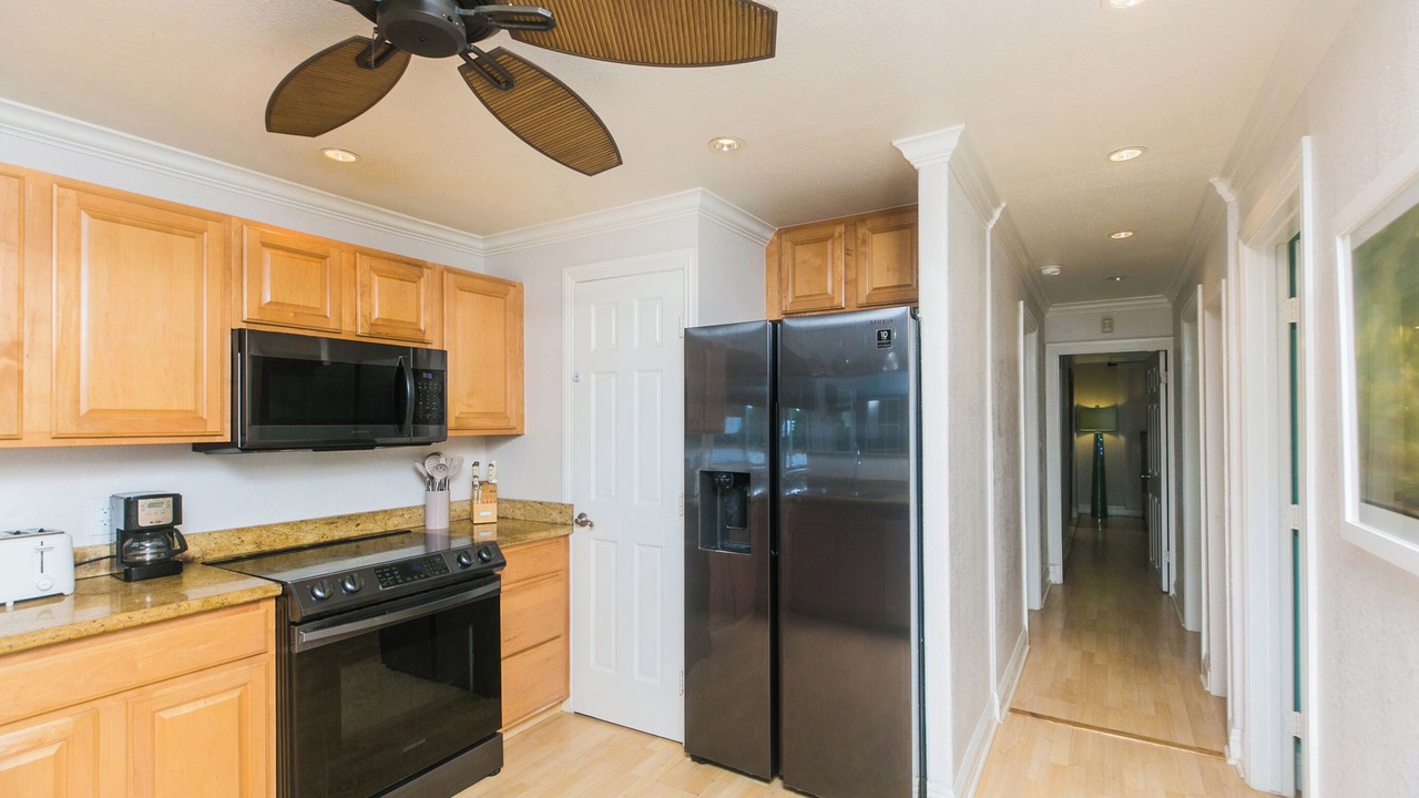 Photo of Kitchen in Waialua