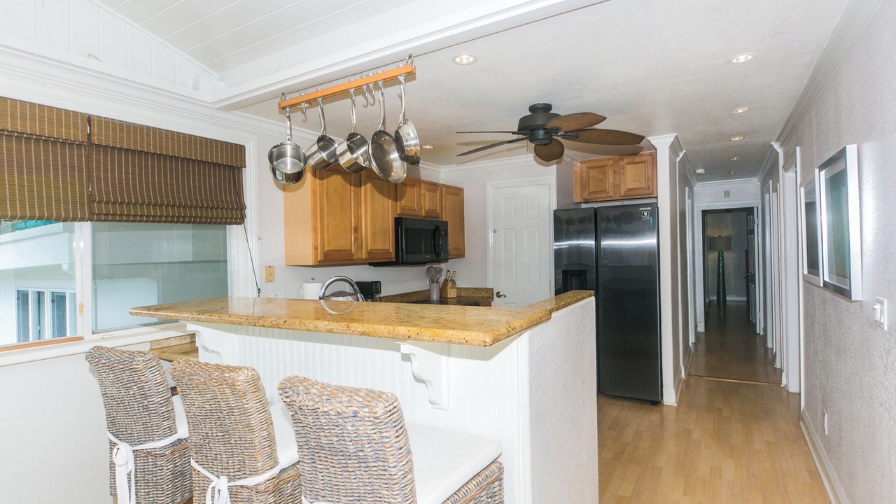 Photo of Kitchen in Waialua
