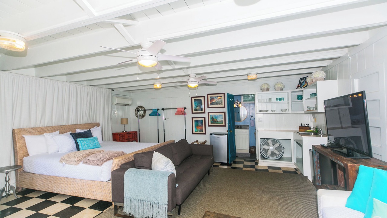 Photo of Bedroom in Waialua