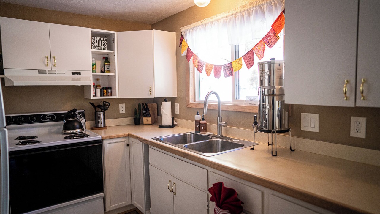Photo of Kitchen in Drake