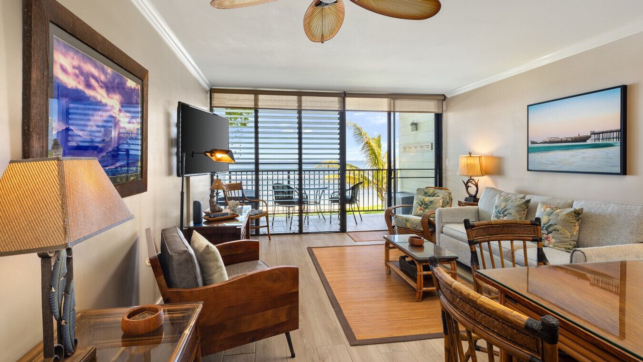 Photo of Livingroom in Waialee