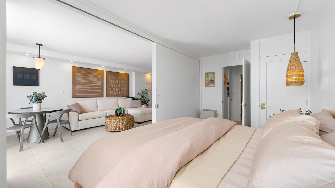 Photo of Bedroom in Waikiki
