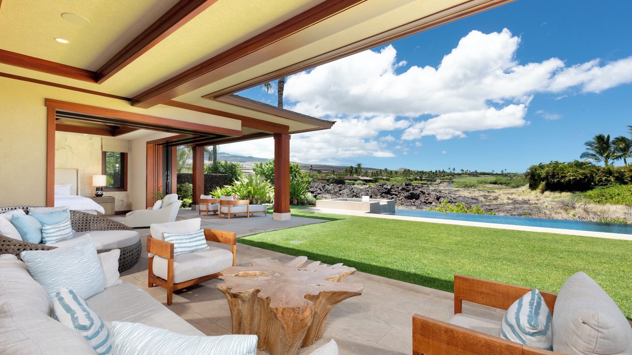 Photo of Patio Balcony in Kaupulehu
