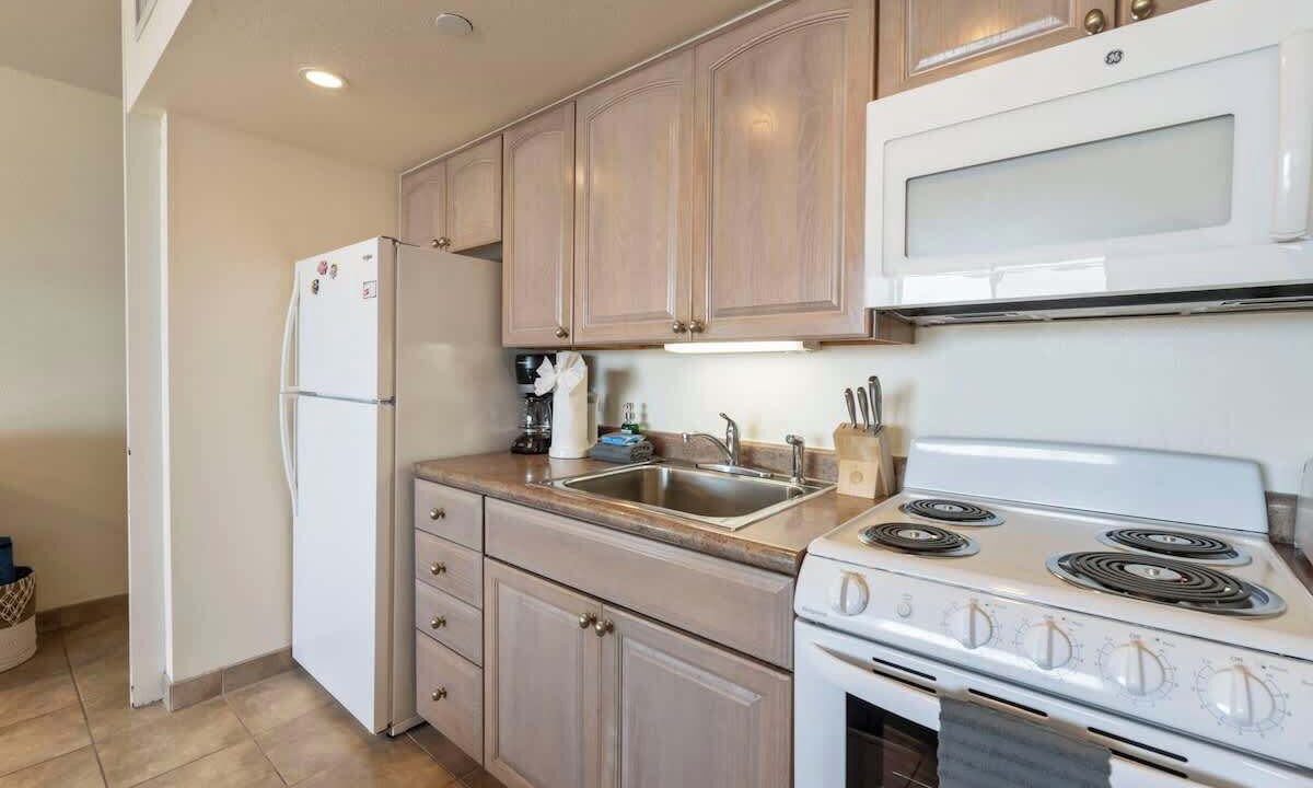 Photo of Kitchen in Kahana