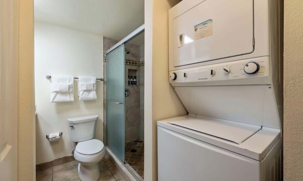 Photo of Bathroom in Kahana