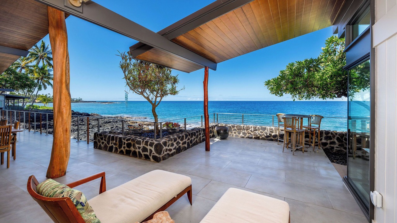 Photo of Outdoor in Kahaluu Bay