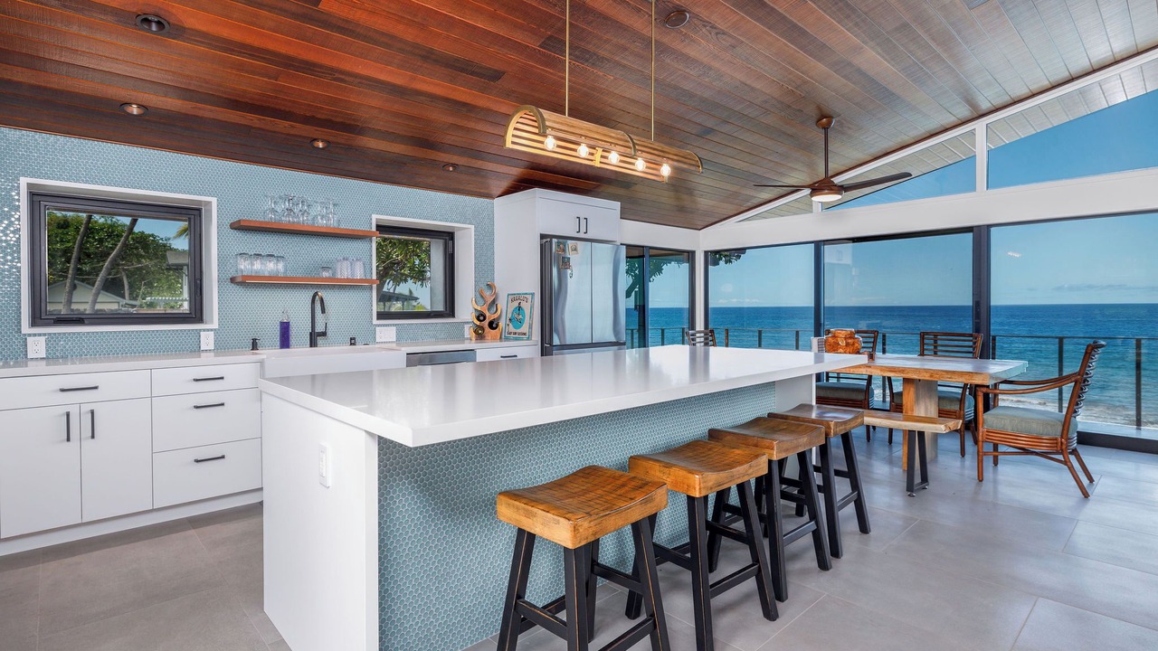 Photo of Kitchen in Kahaluu Bay